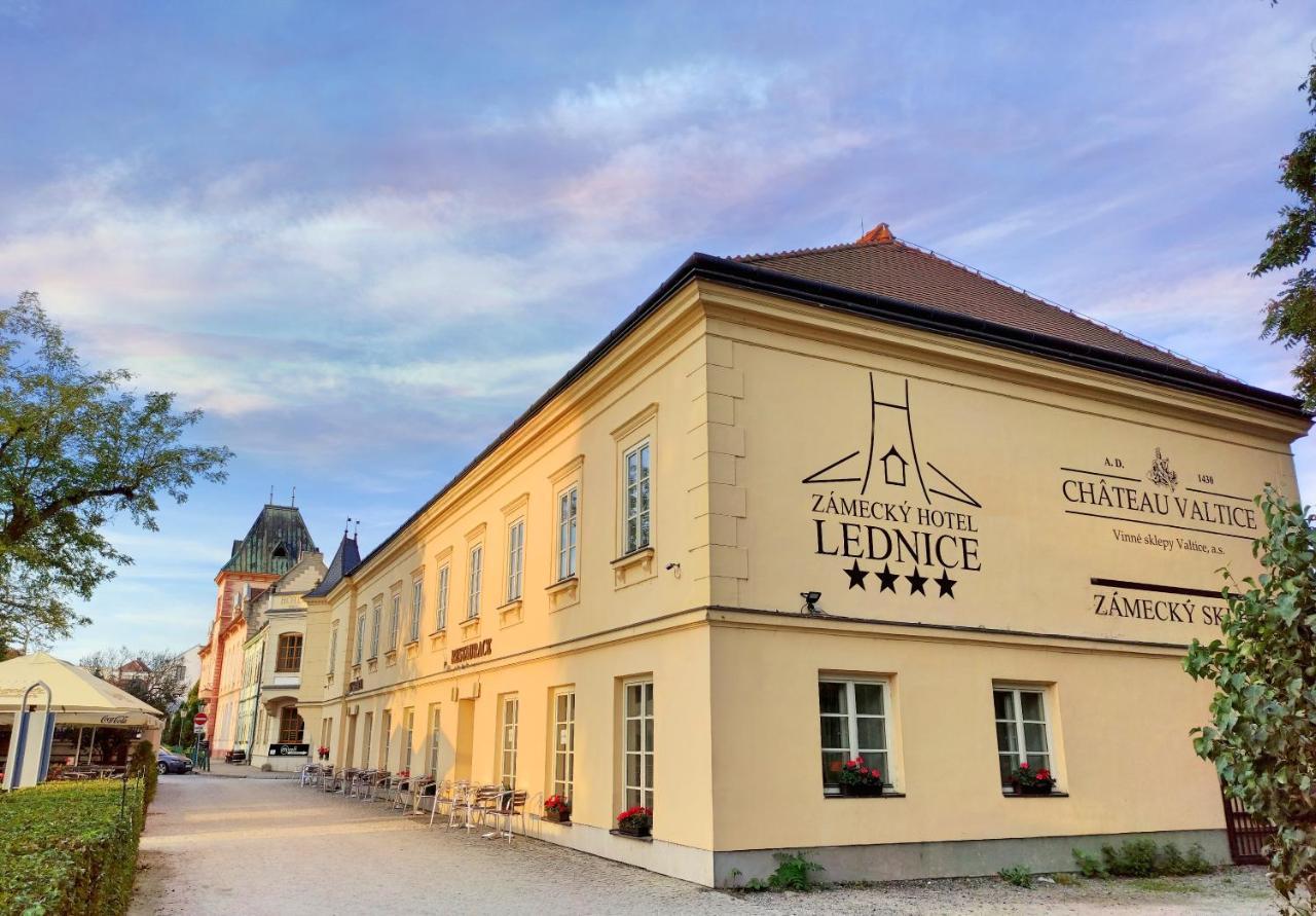 Zamecky Hotel Lednice Ngoại thất bức ảnh