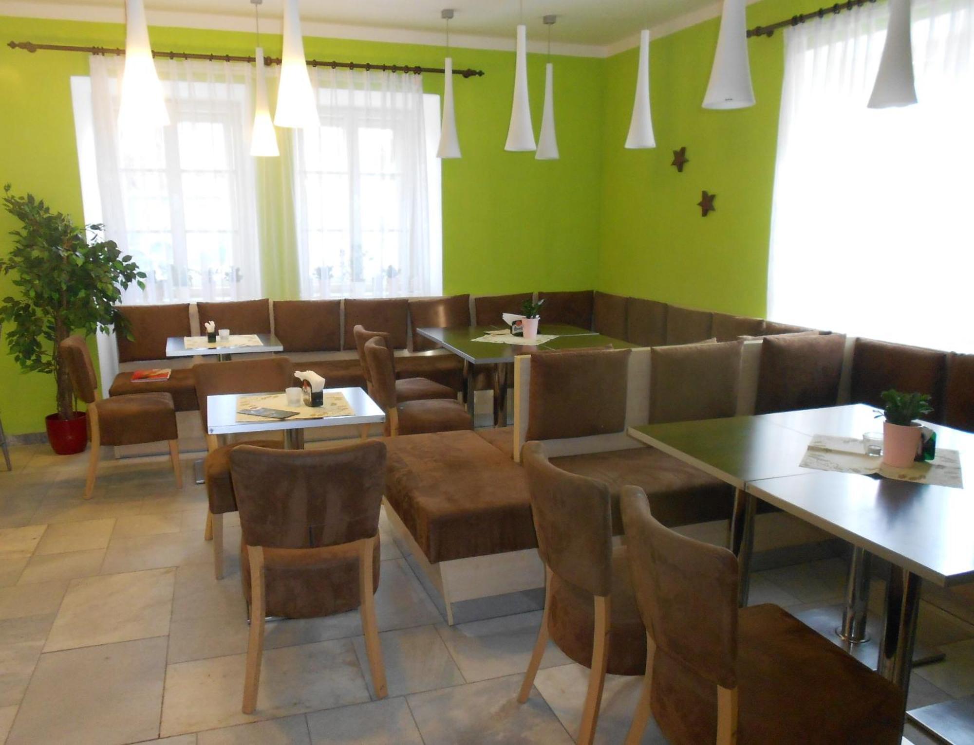 Zamecky Hotel Lednice Ngoại thất bức ảnh
