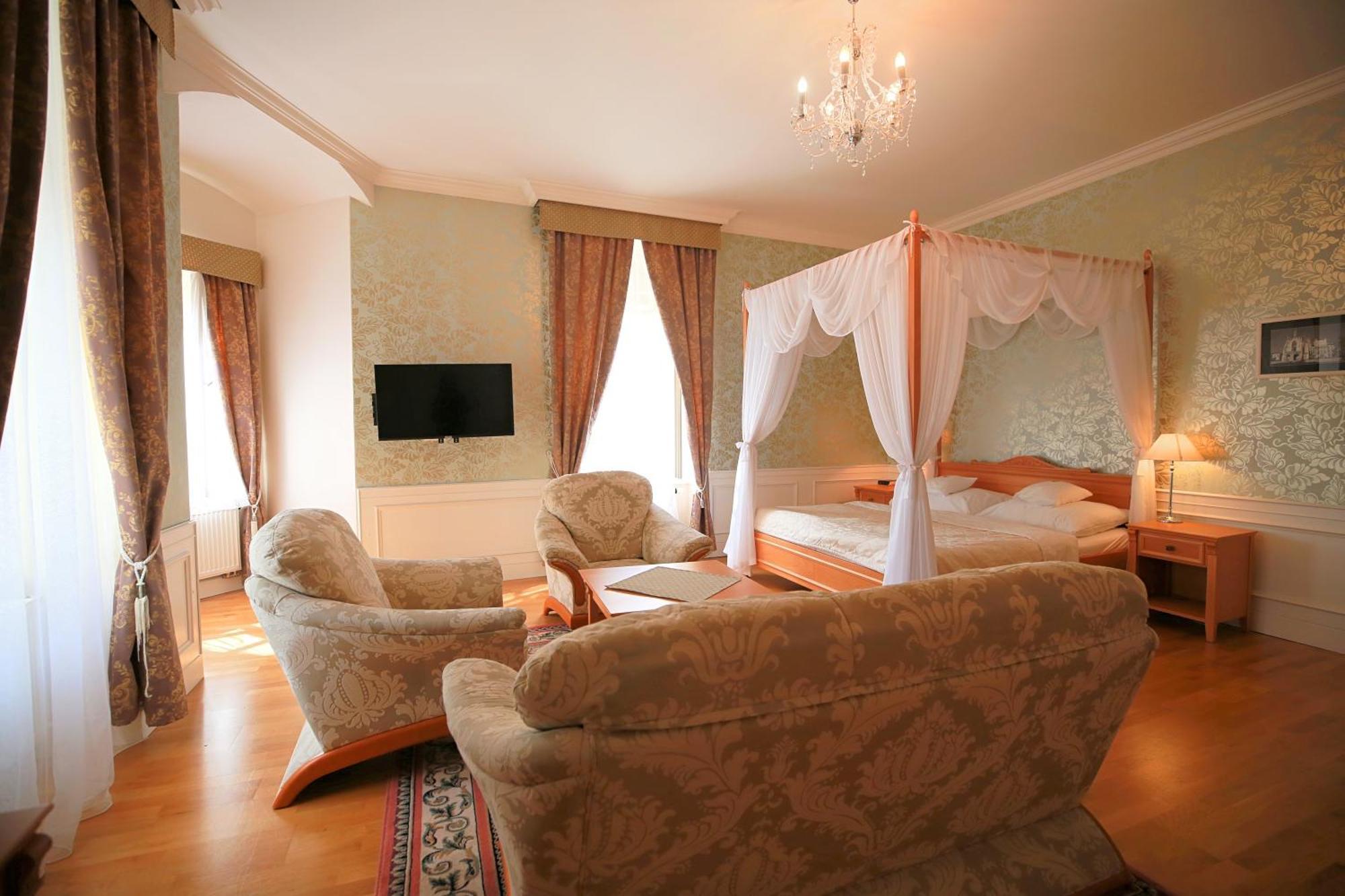 Zamecky Hotel Lednice Ngoại thất bức ảnh