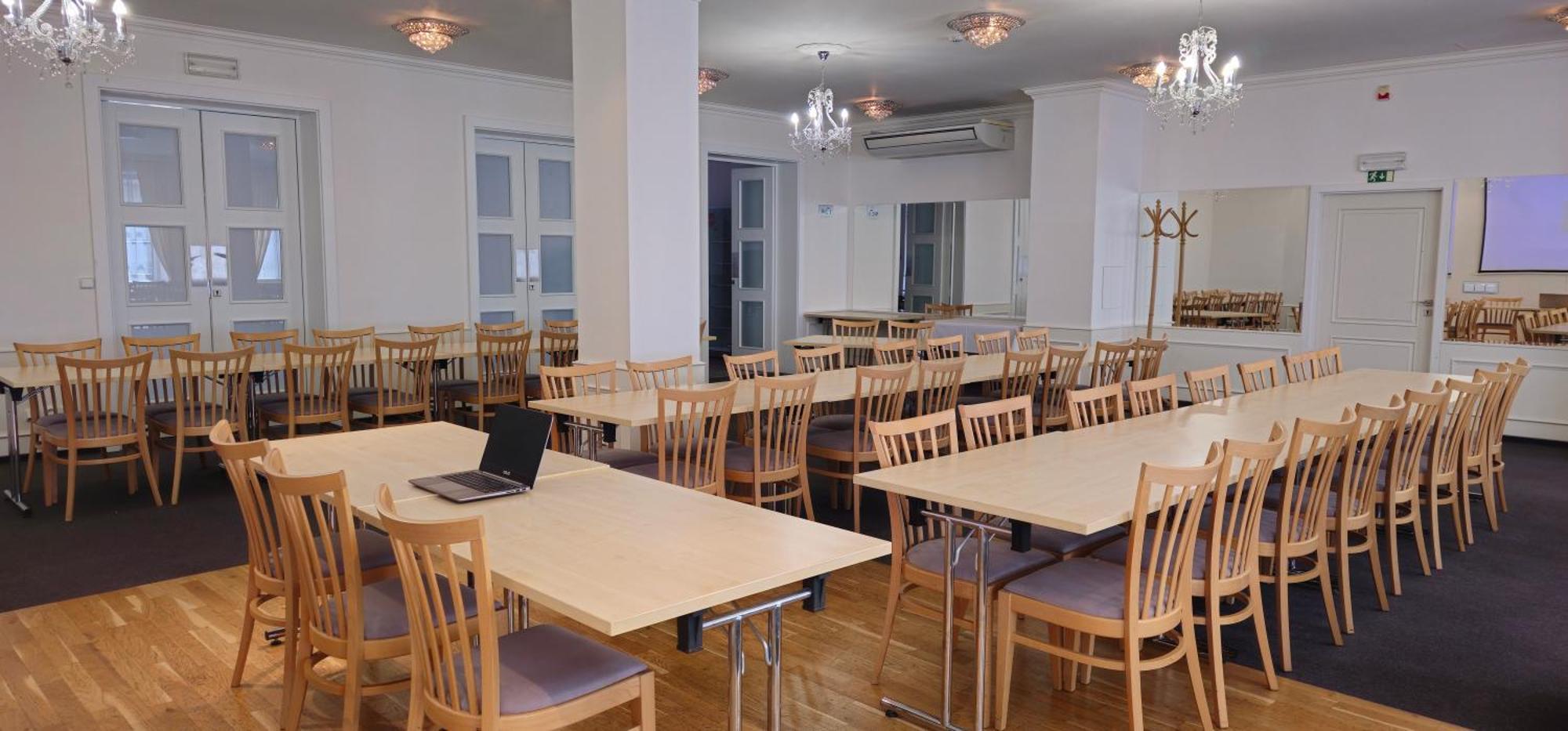 Zamecky Hotel Lednice Ngoại thất bức ảnh