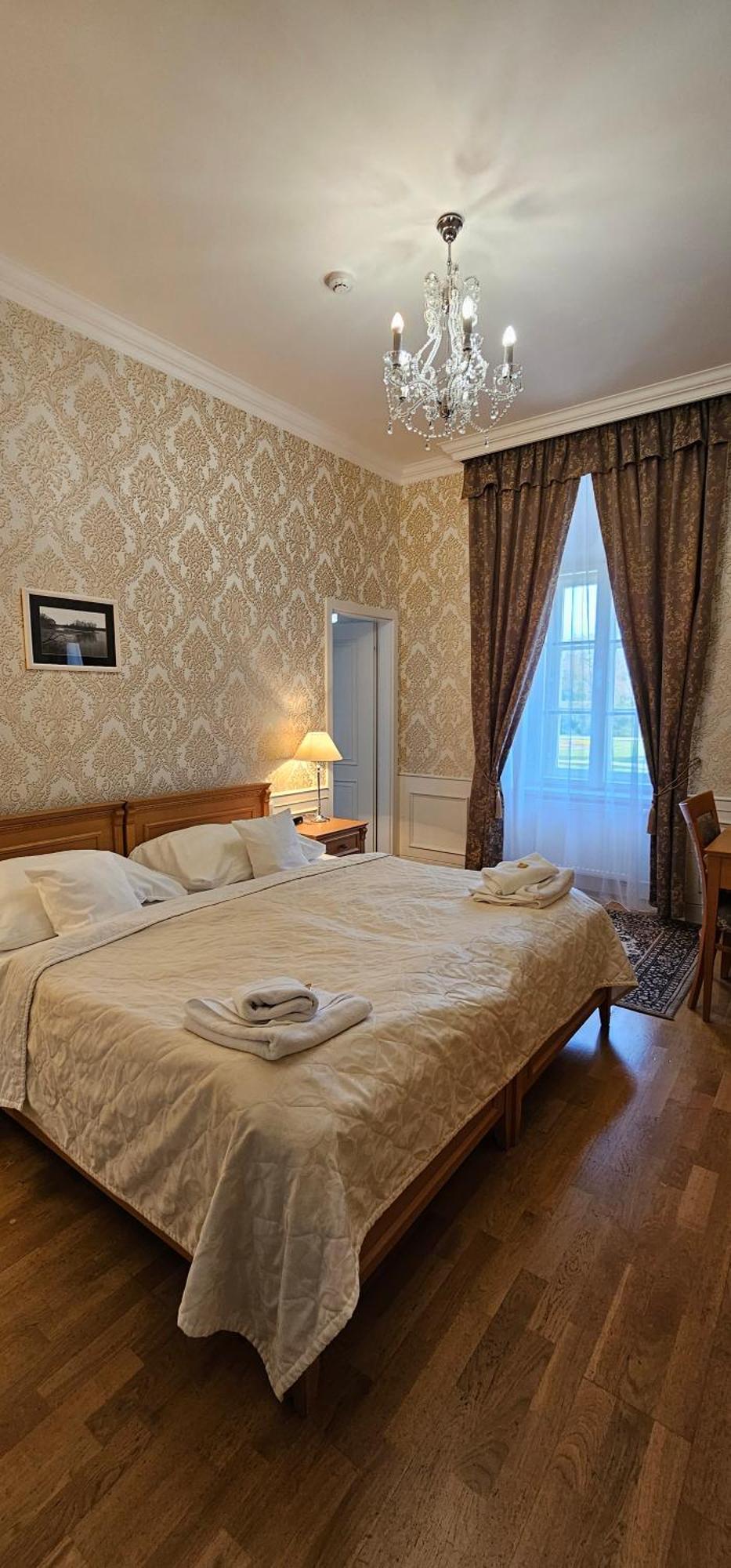 Zamecky Hotel Lednice Ngoại thất bức ảnh