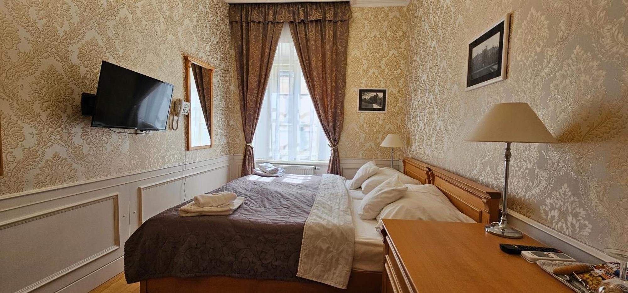 Zamecky Hotel Lednice Ngoại thất bức ảnh